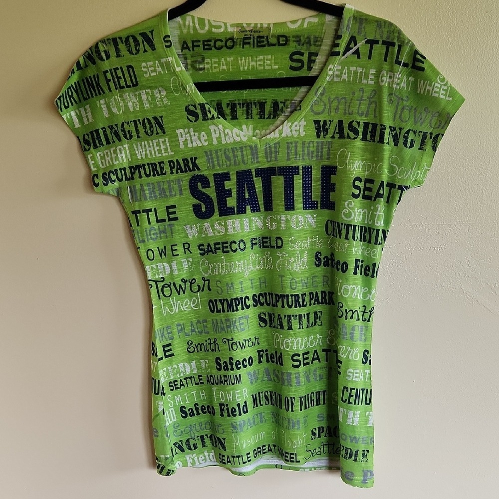 Sweet Gisele, New York, Women's SEATTLE shirt.  Size L.